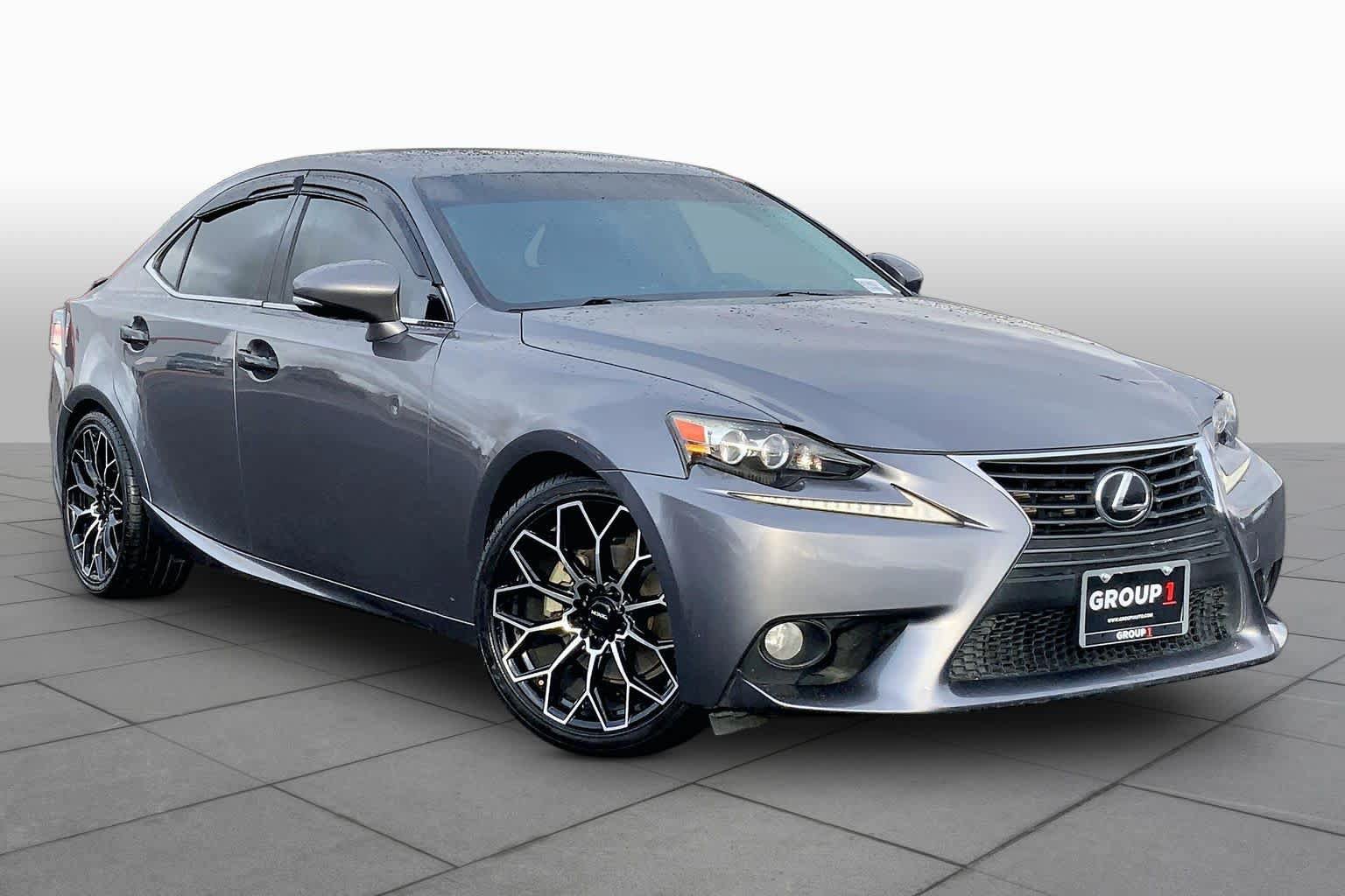 Used 2014 Lexus IS 250 w/ Navigation Package RWD image 3