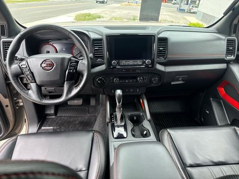 Used 2023 Nissan Frontier PRO-4X w/ Pro-4X Premium Package AWD/4WD image 14