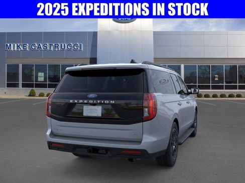 New 2025 Ford Expedition Max Active image 8