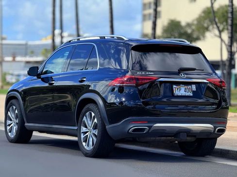 Used 2020 Mercedes-Benz GLE 450 4MATIC w/ Premium Package image 3