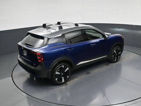 Certified 2025 Nissan Kicks SR FWD image 33