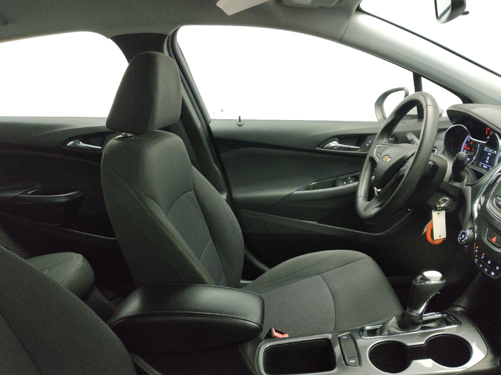 Used 2019 Chevrolet Cruze LS w/ LS Convenience Package FWD image 21