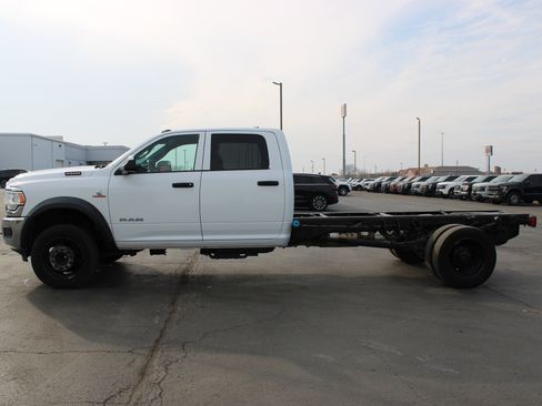 Used 2022 RAM 5500 Tradesman w/ Chrome Appearance Group image 5