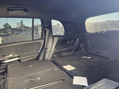 Used 2021 Mercedes-Benz GLB 250 image 8