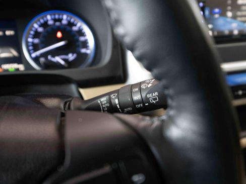 Used 2018 Toyota Highlander Limited Platinum w/ Protection Package #3 image 14