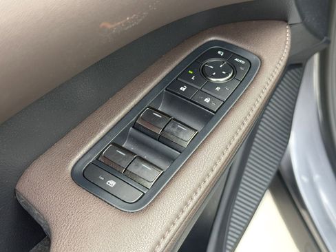 Used 2023 Lexus RX 350 Premium image 11