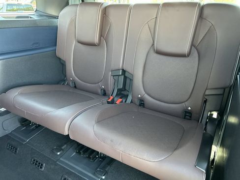 Used 2025 Volkswagen ID. Buzz Pro S RWD image 35