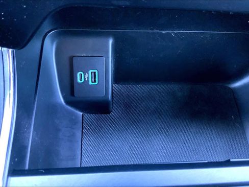 Certified 2023 Ford F150 XLT w/ Equipment Group 301A Mid image 34