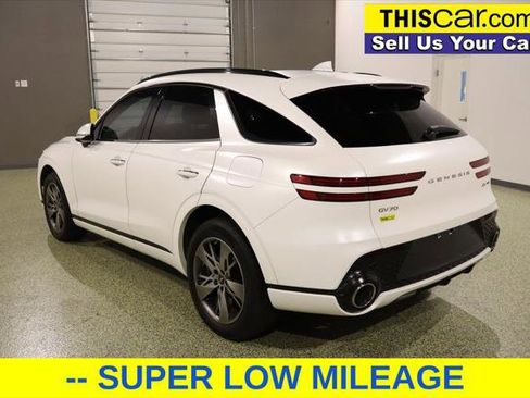 Used 2023 Genesis GV70 3.5T Sport image 5