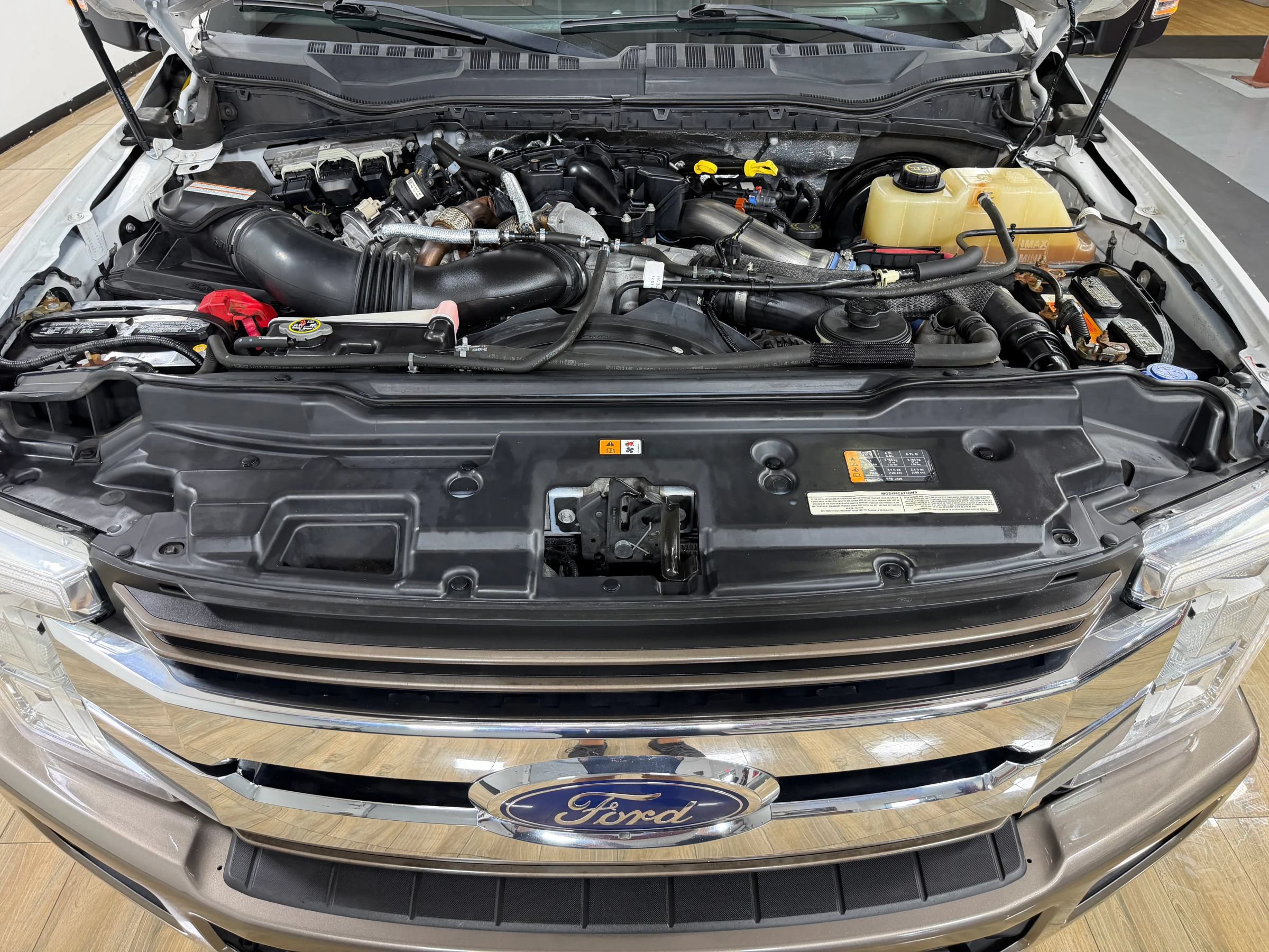 Used 2018 Ford F250 King Ranch w/ King Ranch Ultimate Package AWD/4WD image 11