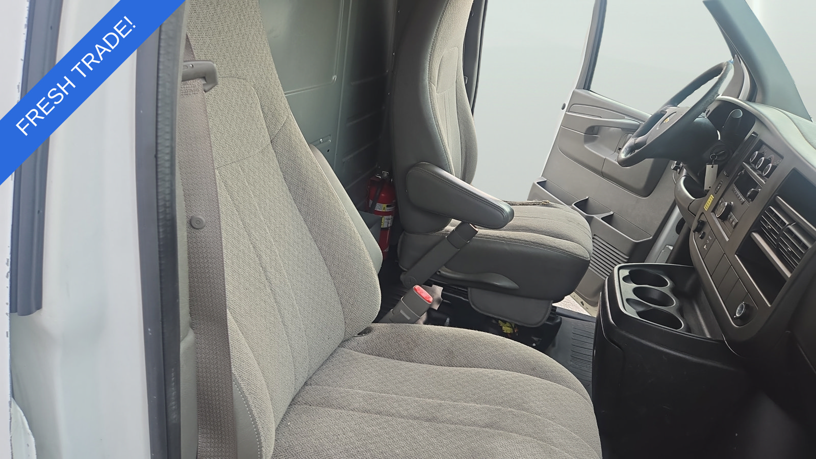 Used 2012 Chevrolet Express 2500 RWD image 18