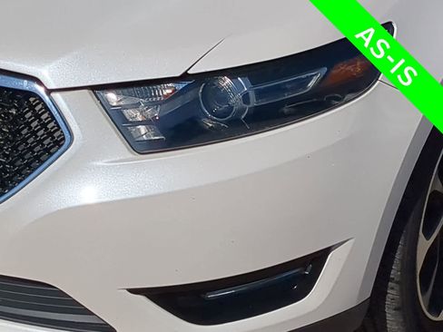 Used 2016 Ford Taurus SHO w/ Equipment Group 401A image 18