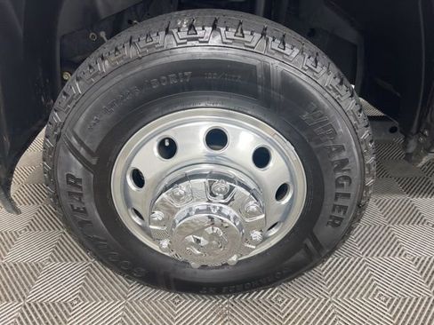 Used 2022 RAM 3500 Limited AWD/4WD image 9