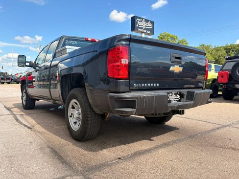 Used 2017 Chevrolet Silverado 1500 W/T AWD/4WD image 5