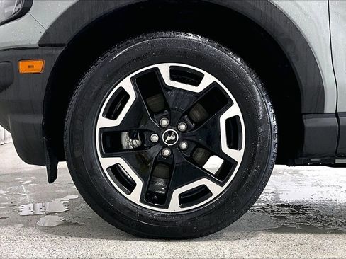 Certified 2024 Ford Bronco Sport Outer Banks w/ Tech Package AWD/4WD image 8
