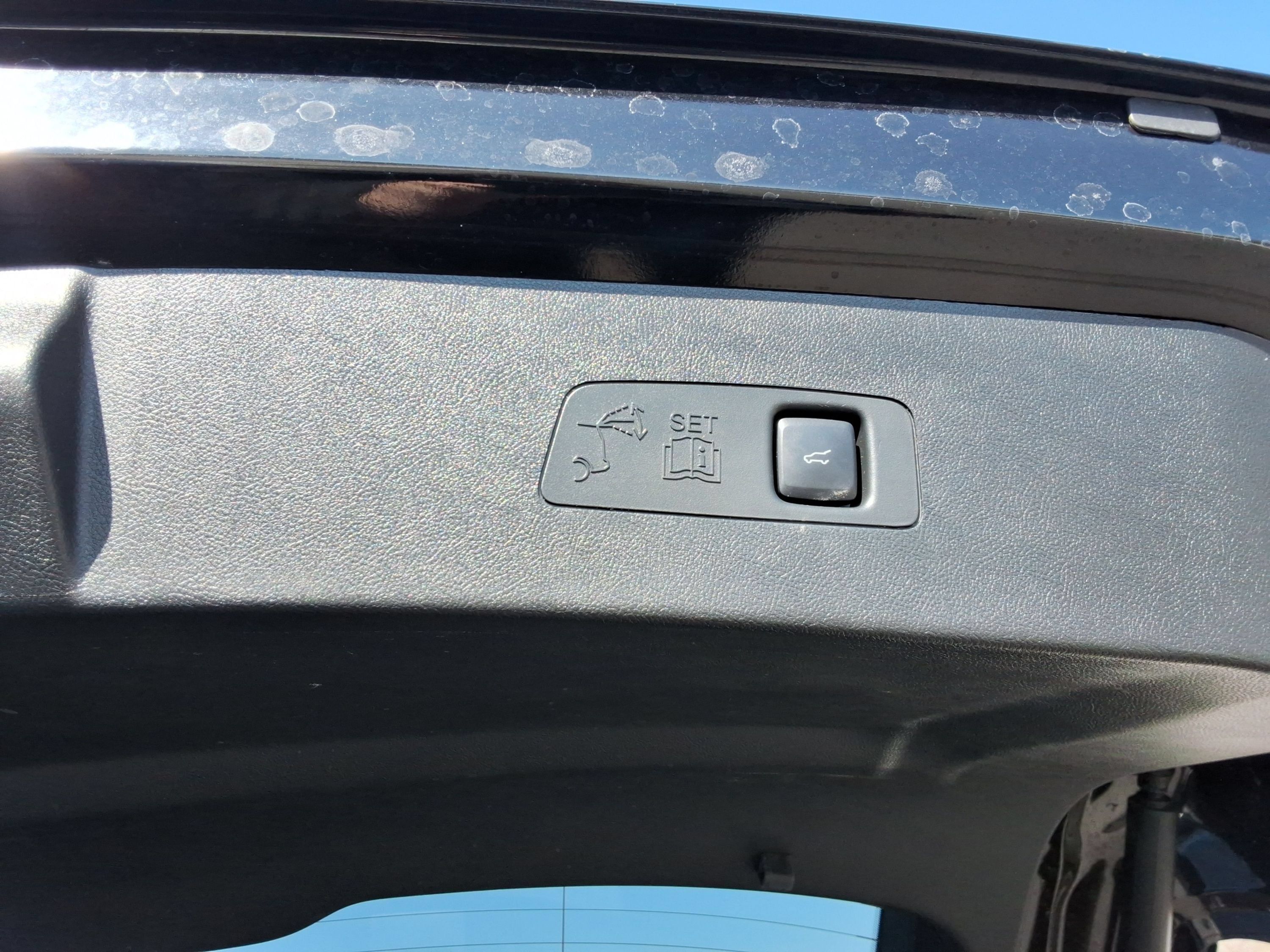 Used 2022 Lincoln Corsair Reserve AWD/4WD image 23
