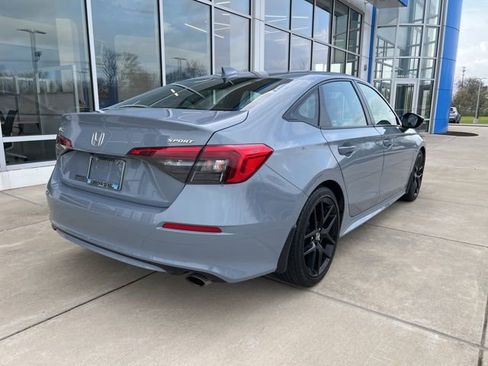 Certified 2024 Honda Civic Sport image 3