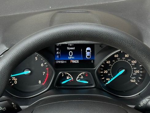 Used 2019 Ford Escape S image 23