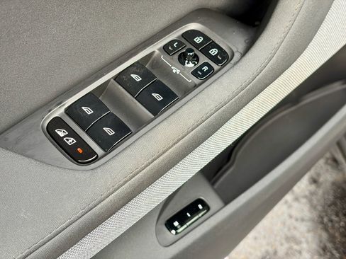 Used 2022 Polestar Polestar 2 w/ Pilot Package image 6