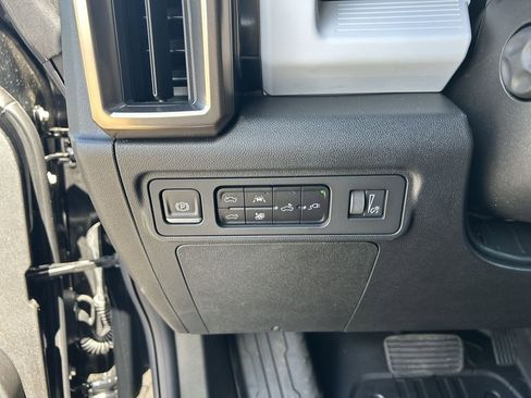 New 2025 GMC Hummer EV 2X image 19