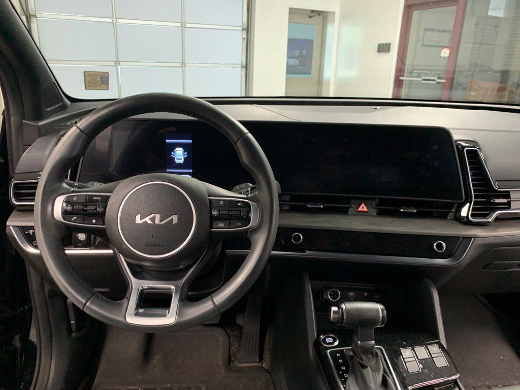 Used 2023 Kia Sportage X-Line w/ X-Line Premium Package AWD/4WD image 8