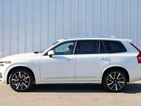 Used 2022 Volvo XC90 T8 Inscription Expression w/ Advanced Package image 52