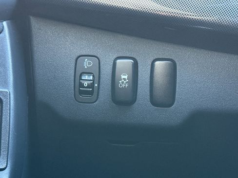 Used 2011 Mitsubishi Lancer Evolution GSR image 37