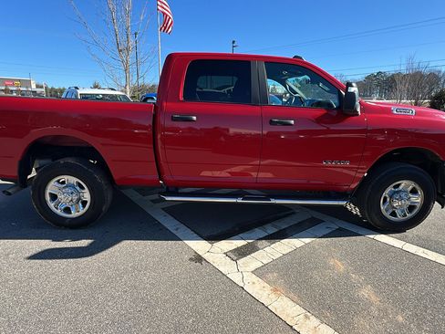Used 2024 RAM 2500 Big Horn w/ Bed Utility Group image 7