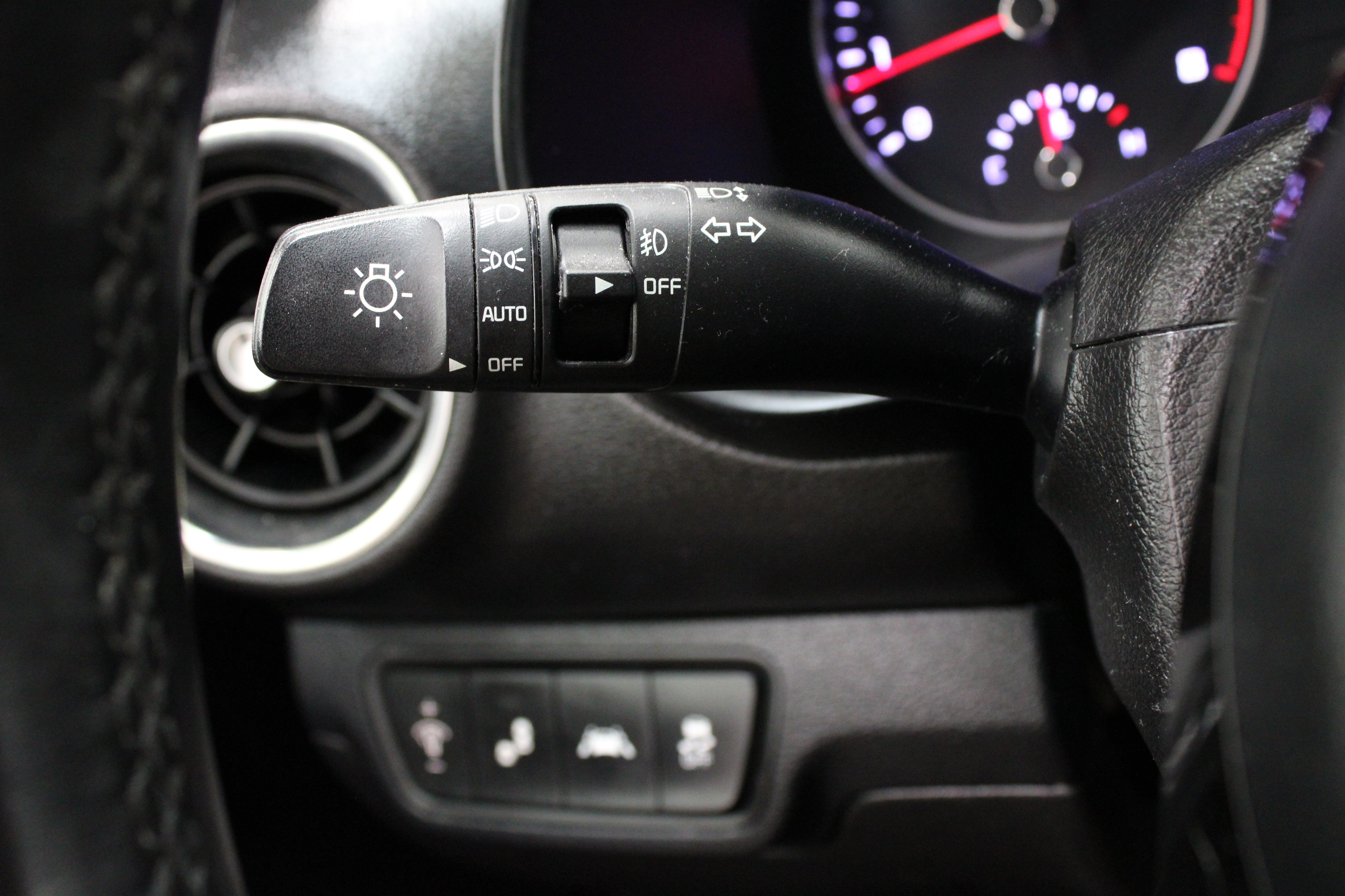 Used 2021 Kia Forte EX FWD image 28