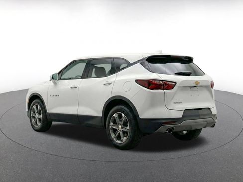 Used 2025 Chevrolet Blazer LT FWD image 7