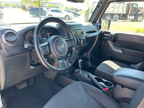 Used 2016 Jeep Wrangler Unlimited Sport w/ Quick Order Package 24S AWD/4WD image 95