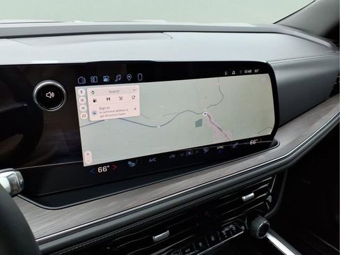 Used 2026 Chevrolet Tahoe Z71 w/ Comfort Package image 30