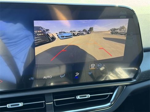 New 2026 Chevrolet Equinox EV LT image 13