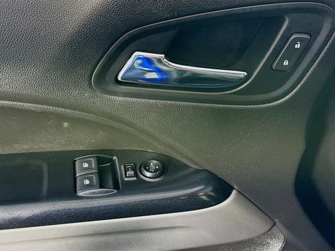 Used 2018 Chevrolet Colorado LT w/ LT Convenience Package RWD image 23
