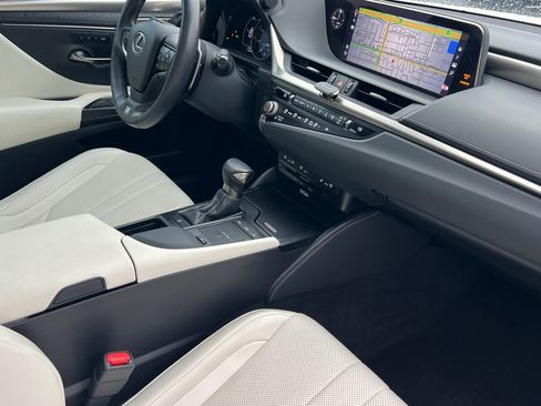 Used 2021 Lexus ES 350 F Sport image 15