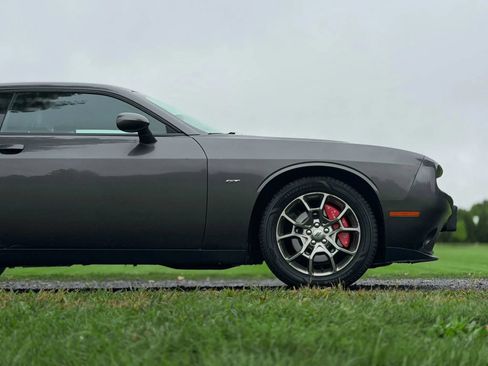 Used 2017 Dodge Challenger GT w/ Driver Convenience Group AWD/4WD image 11