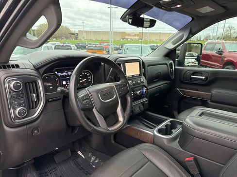 Used 2020 GMC Sierra 2500 Denali w/ Denali Ultimate Package image 12
