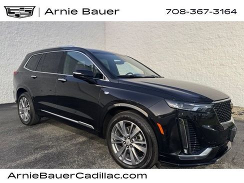 Used 2024 Cadillac XT6 Premium Luxury w/ Technology Package AWD/4WD image 1