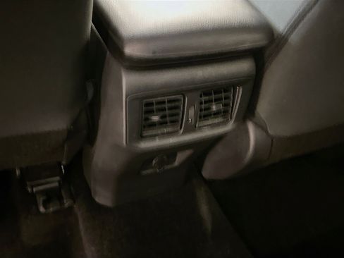 Used 2025 Toyota RAV4 LE image 28