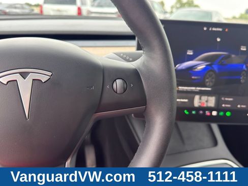 Used 2024 Tesla Model Y Long Range AWD/4WD image 20