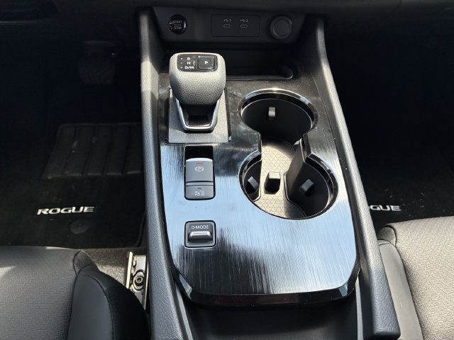 New 2026 Nissan Rogue Dark Armor FWD image 18