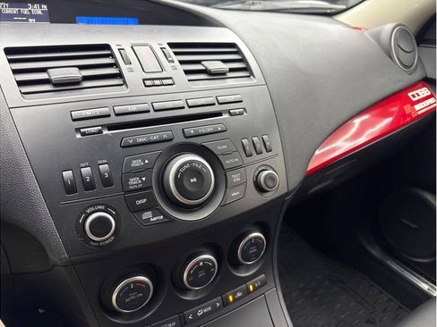 Used 2013 MAZDA MAZDA3 Touring FWD image 16