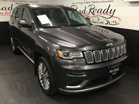 Used 2017 Jeep Grand Cherokee Summit w/ Platinum Series Group AWD/4WD image 2