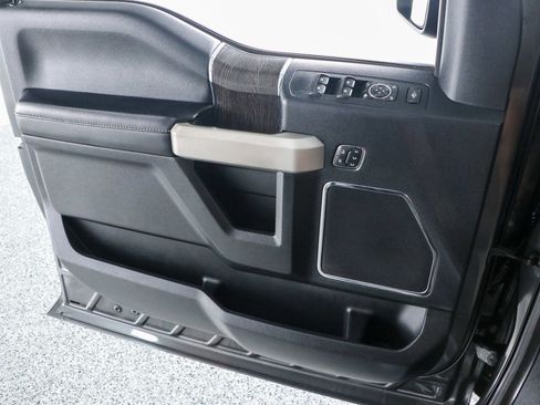 Used 2020 Ford F250 Lariat w/ Lariat Ultimate Package image 26