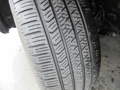 Used 2021 Lexus GX 460 Premium w/ Premium Package image 19