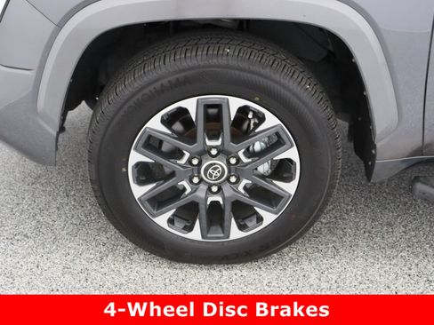 Used 2024 Toyota Tundra Limited w/ Power Package image 11