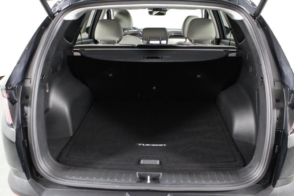 Certified 2023 Hyundai Tucson Limited w/ Cargo Package FWD image 17