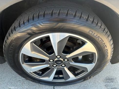 Used 2024 Ford Escape Platinum AWD/4WD image 20