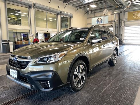 Used 2020 Subaru Outback Touring image 2