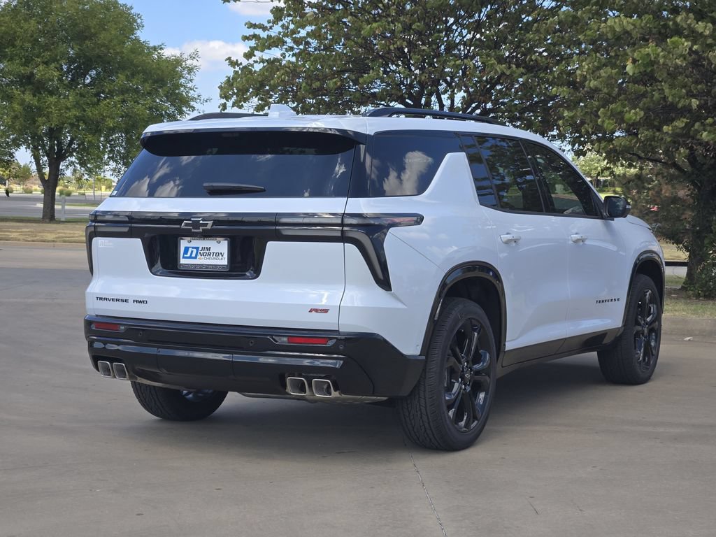 New 2027 Chevrolet Traverse RS w/ LPO, Floor Liner Package AWD/4WD image 4